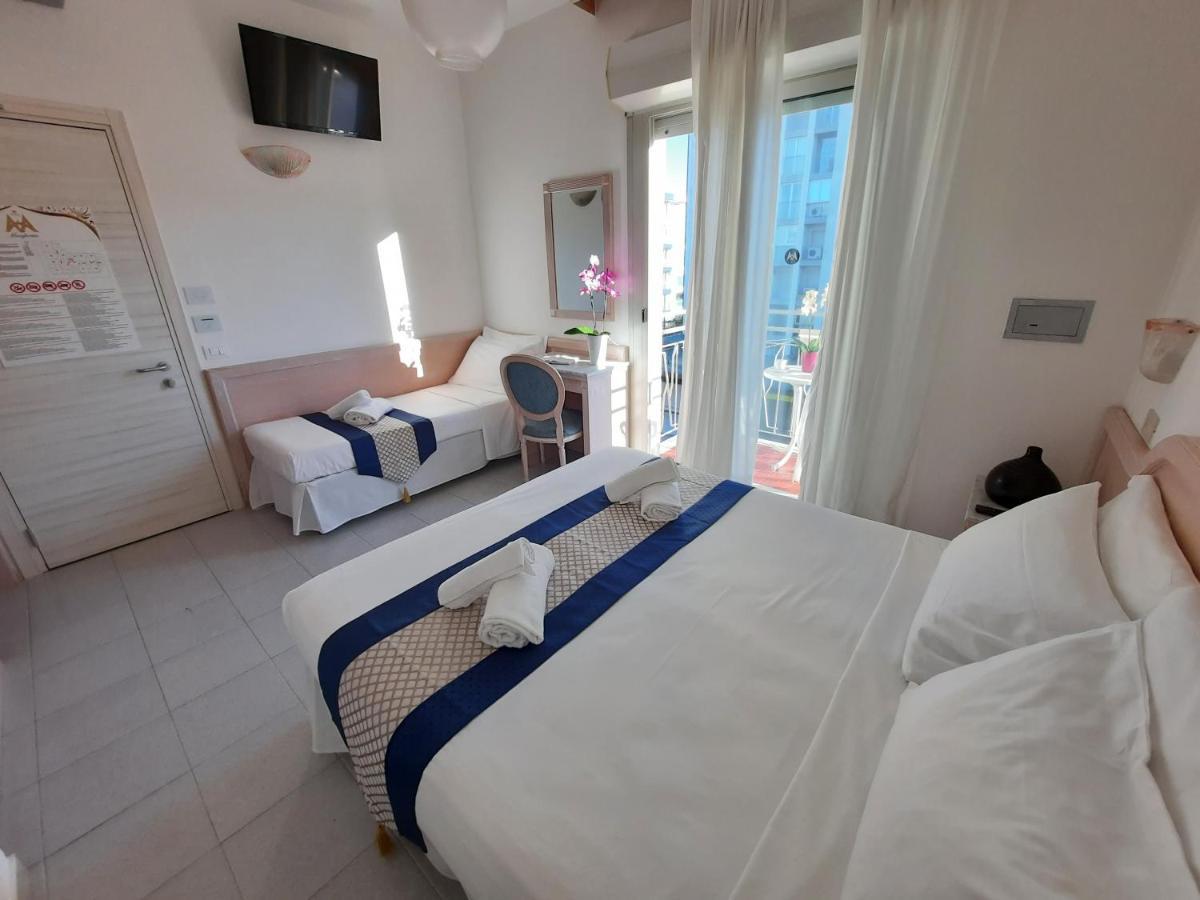 לידו די ג'סולו Hotel Margherita מראה חיצוני תמונה