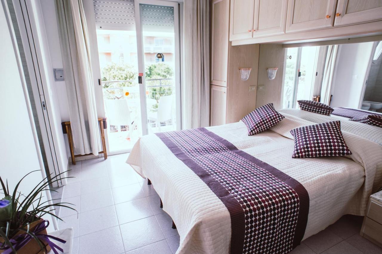 לידו די ג'סולו Hotel Margherita מראה חיצוני תמונה