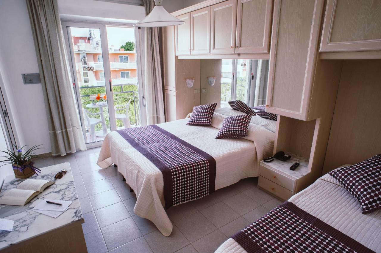 לידו די ג'סולו Hotel Margherita מראה חיצוני תמונה