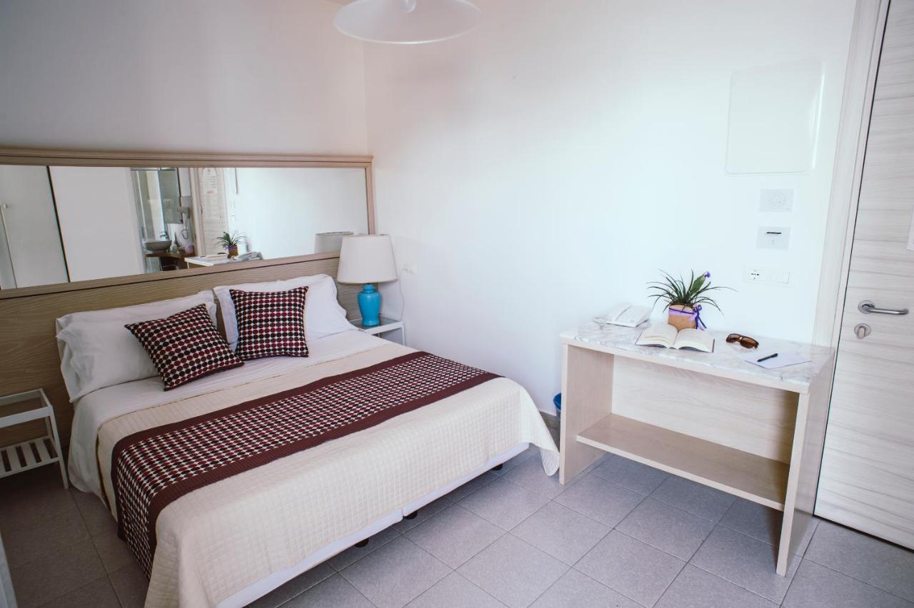 לידו די ג'סולו Hotel Margherita מראה חיצוני תמונה