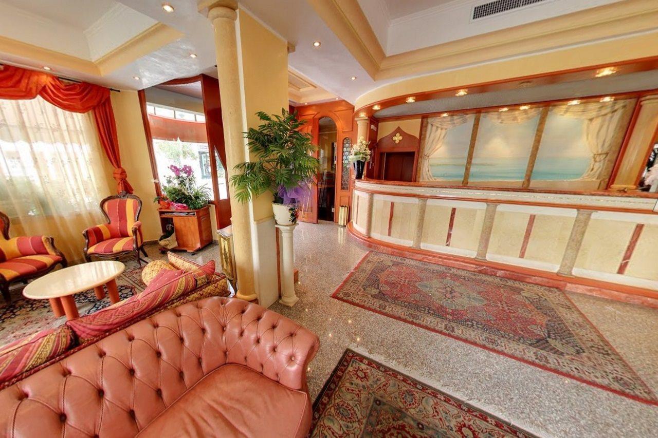 לידו די ג'סולו Hotel Margherita מראה חיצוני תמונה